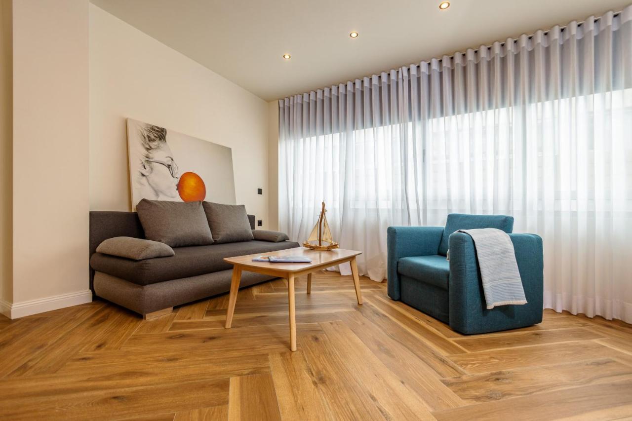 Triple A - 3 Squares - Free Parking! Apartment Athens Luaran gambar